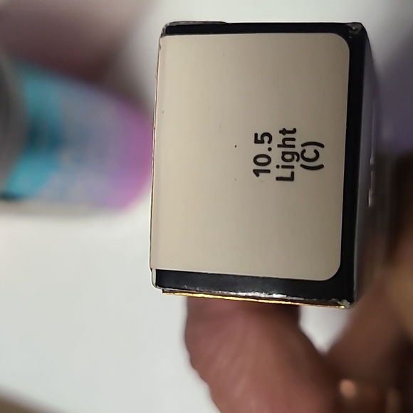 bye bye under eye concealer - Picture 2 of 4